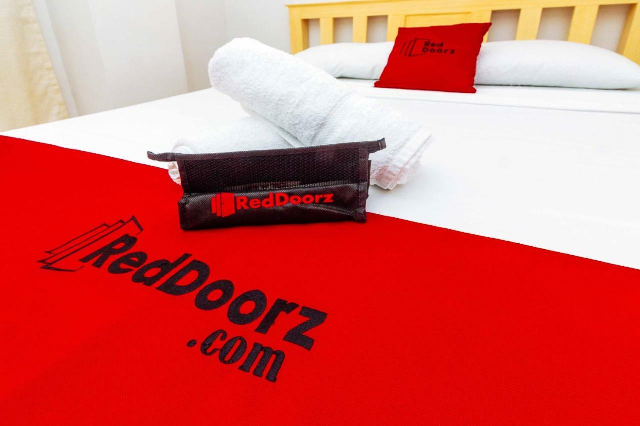 Hotel Reddoorz Near Cebu Metropolitan Cathedral Exterior foto
